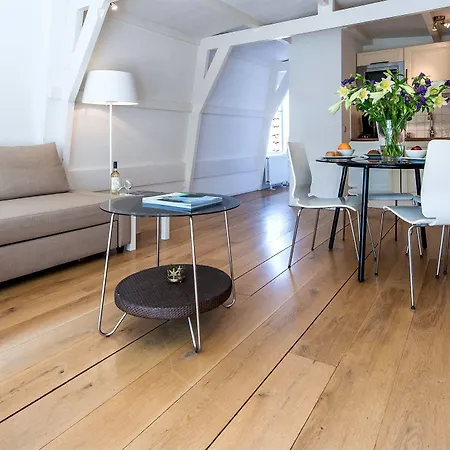 Short Group - Jordaan Area Appartement